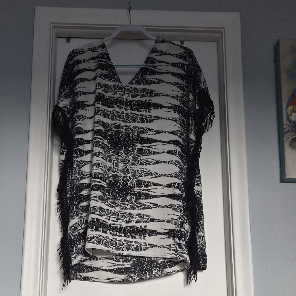 Alice + Olivia Monochrome Textured Top